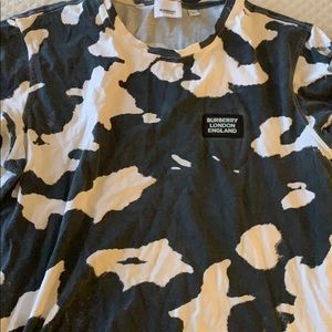 Burberry T-shirt